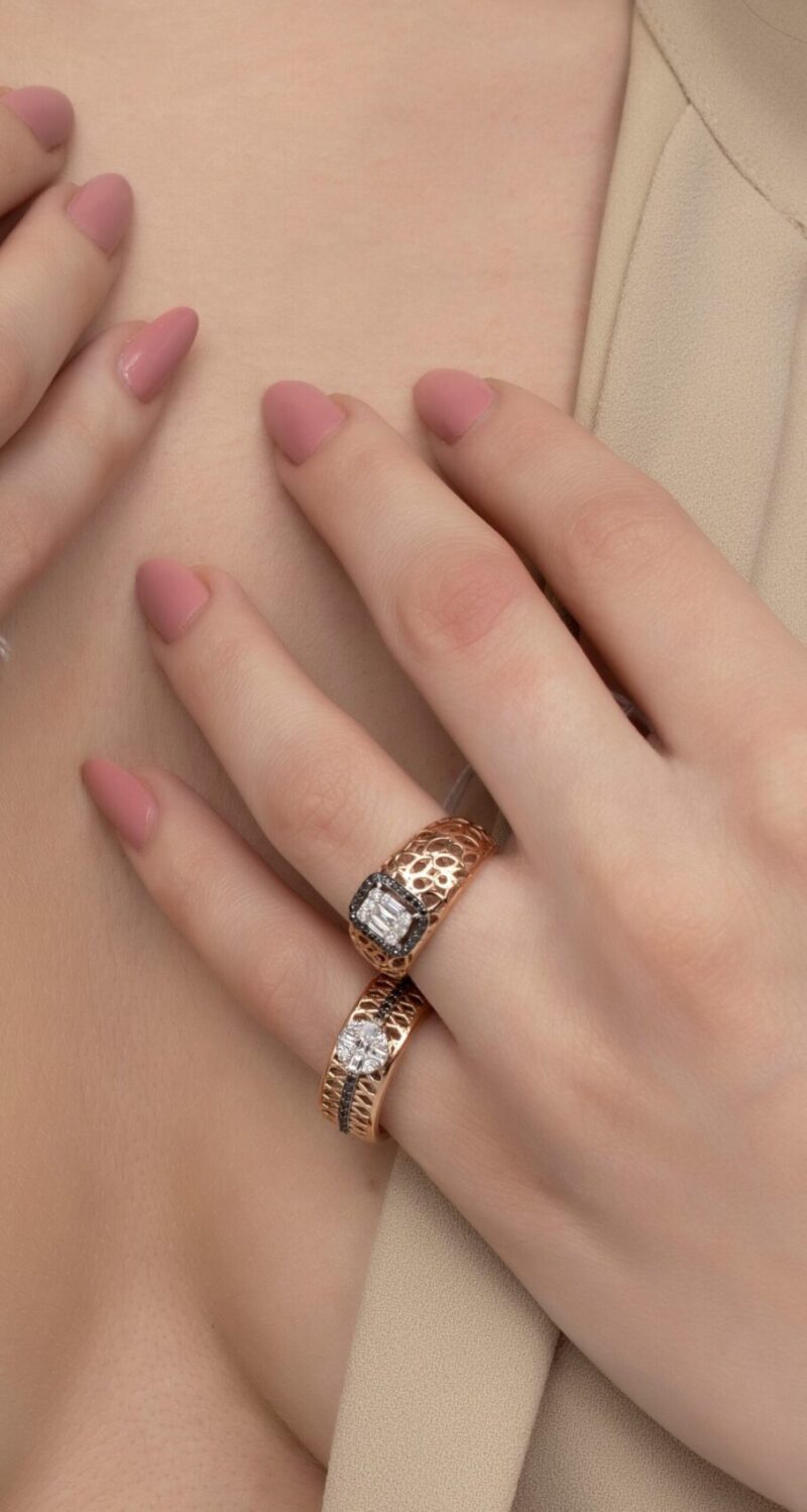 Daily Dazzle Diamond Ring with Baguette and black - Image 2