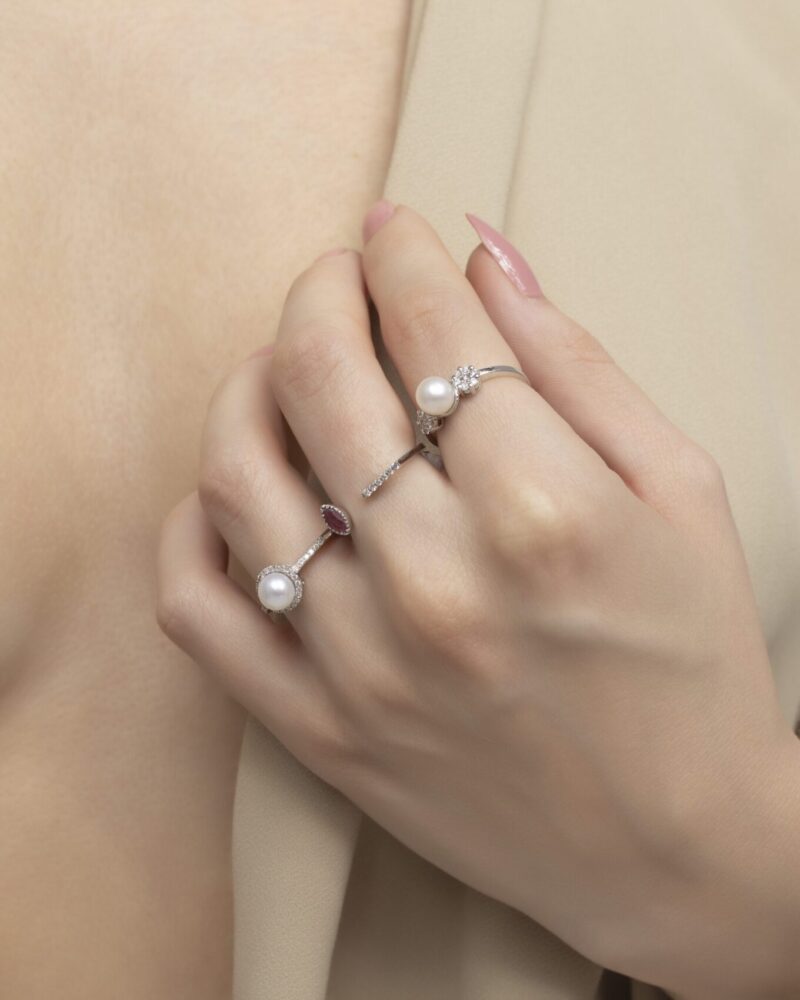 Daily Dazzle Diamond Ring with Pearl - Image 2