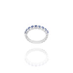 Classic Gold Ring with Sapphire - Image 3