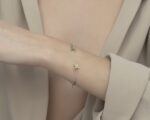 Classic Gold Bracelet with Precious Colors - Image 2