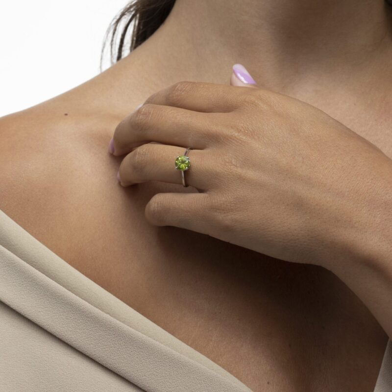 Daily Dazzle Ring With Precious Stone - Image 3