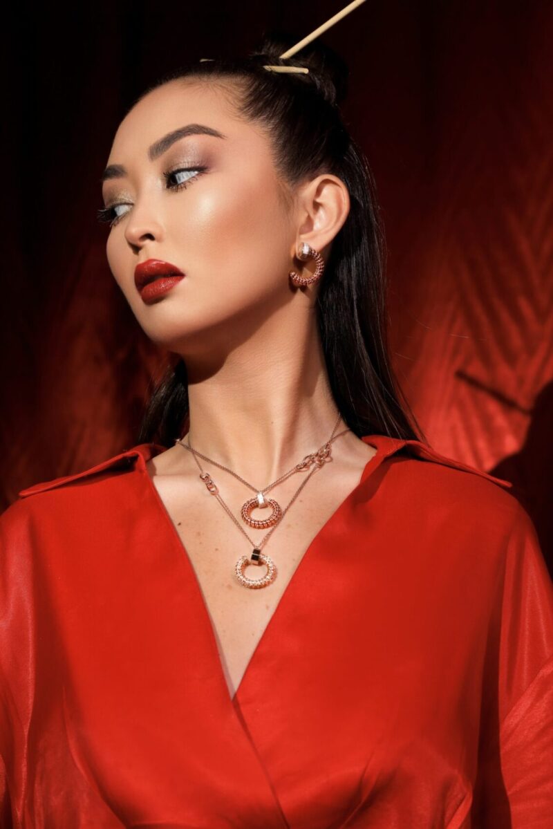Screw Black Diamond Necklace - Image 2