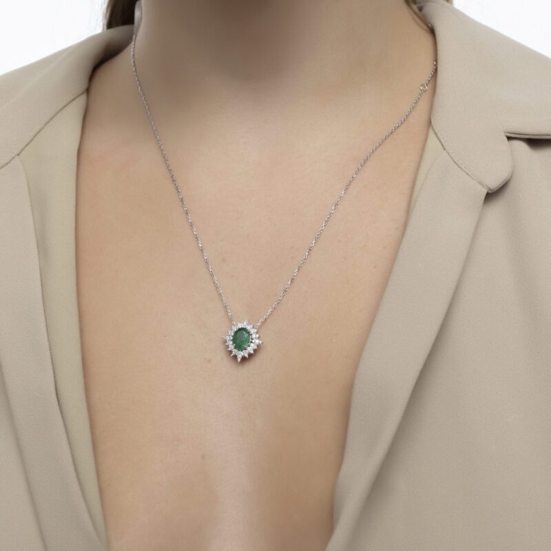Classic Diamond Necklace with Emerald - Image 2