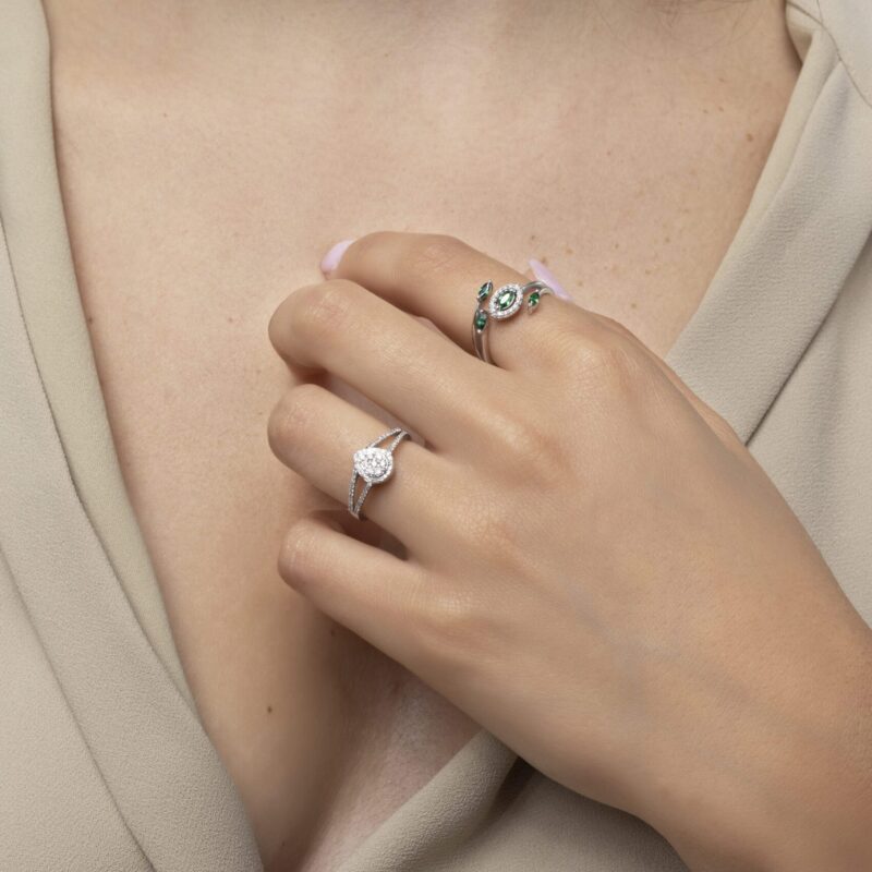 Classic Diamond Ring - Image 2