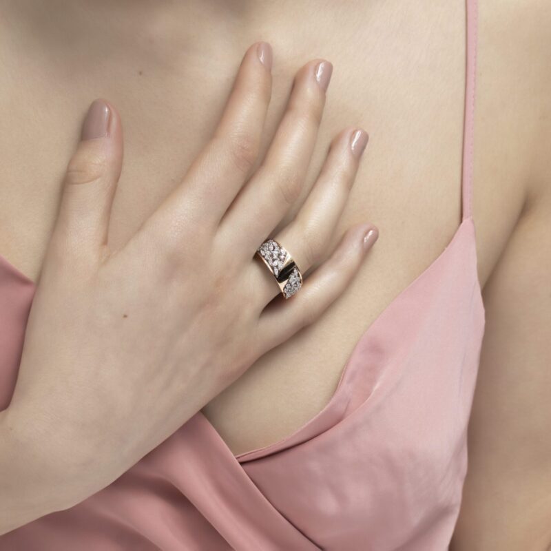 Classic Diamond Ring with Marquise Diamond - Image 2