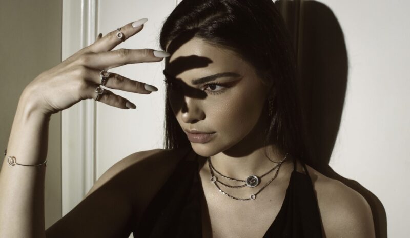 Daily Dazzle Diamond Necklace - Image 3