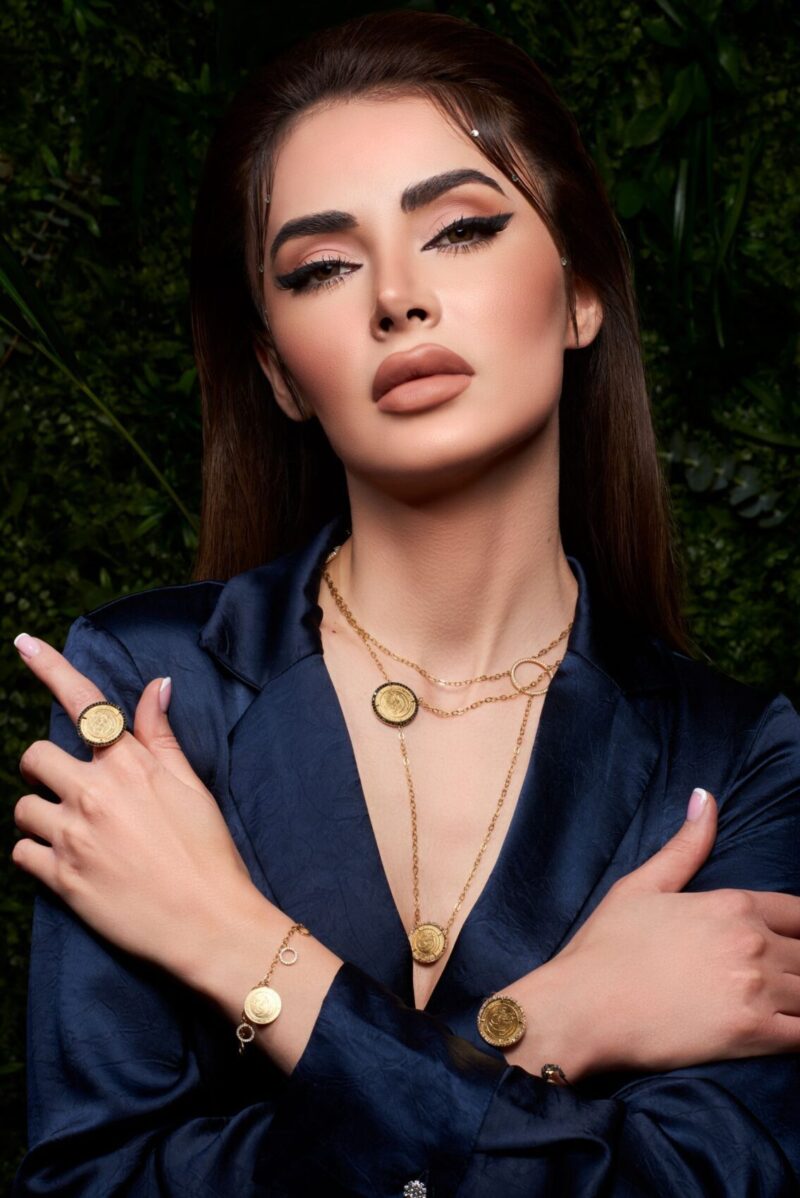 Oummi Fancy Diamond Bracelet - Image 2