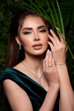Classic Diamond Ring - Image 2