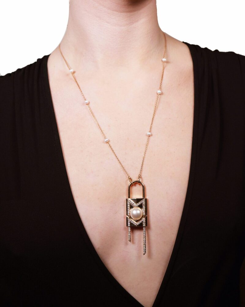 Oummi Diamond Lock Necklace with Pearls - Image 3