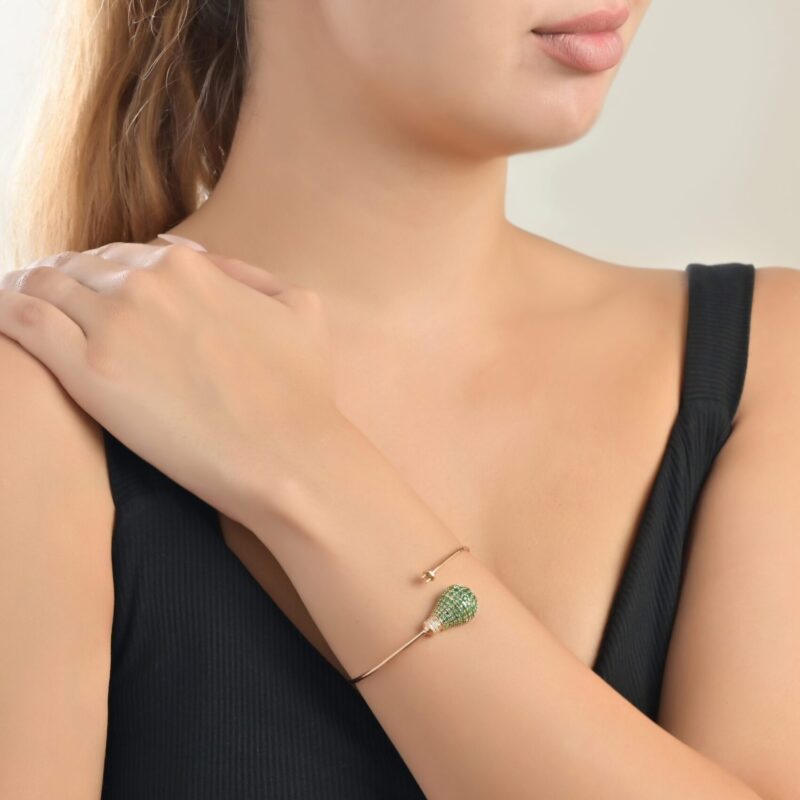 Light Diamond Bracelet with Emerald - Image 2