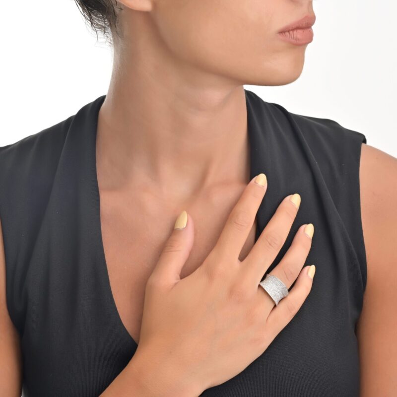 Classic Diamond Ring - Image 2