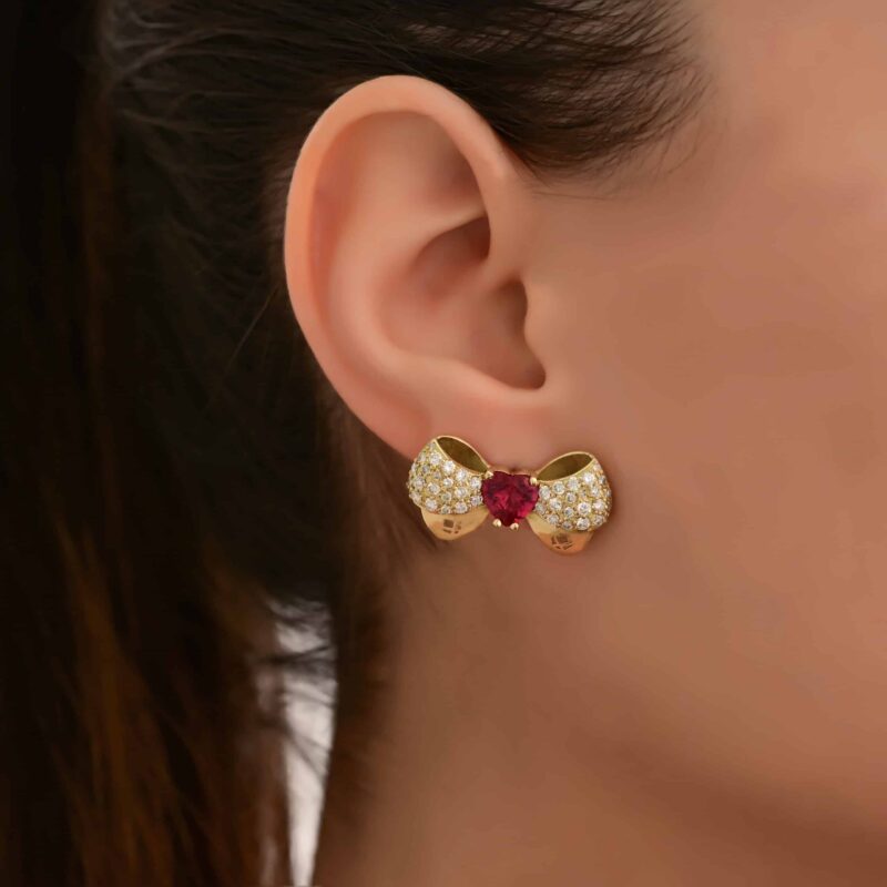Mon Amour Ruban Diamond Earrings - Image 2