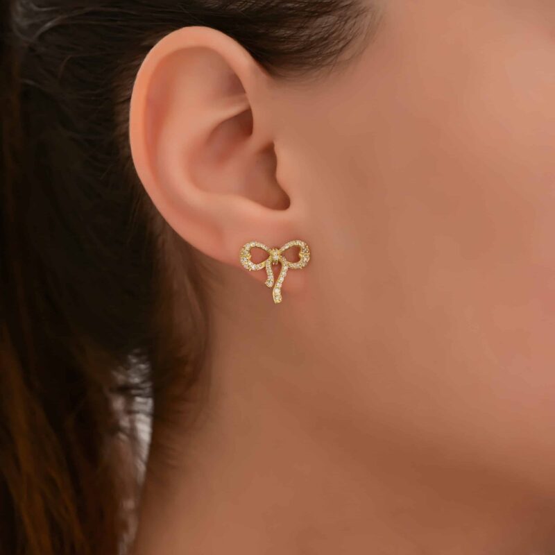 Mon Amour Ruban Diamond Earrings - Image 4